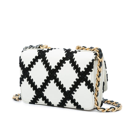 Chanel Calfskin Crochet 19 Wallet On Chain (SHG-mu2cGS)