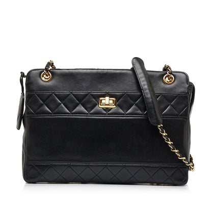 Chanel Luxury Handbag Style 18