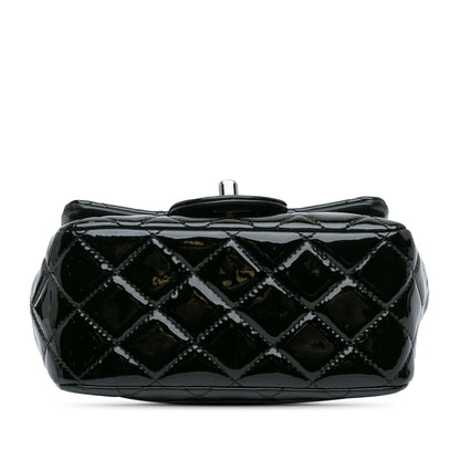 Chanel Gabrielle Patent Leather Black Shoulder Bag Style 15