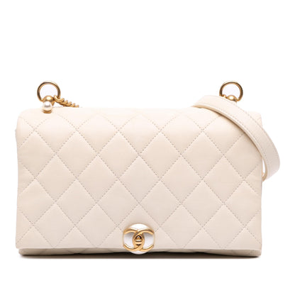 Chanel Quilted Calfskin Pearl Cc Accordion Flap