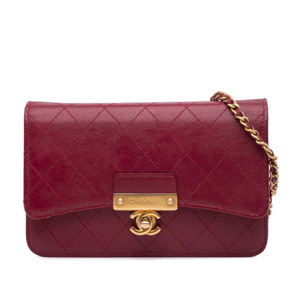 Chanel Stitched Goatskin Golden Cc Wallet On Chain