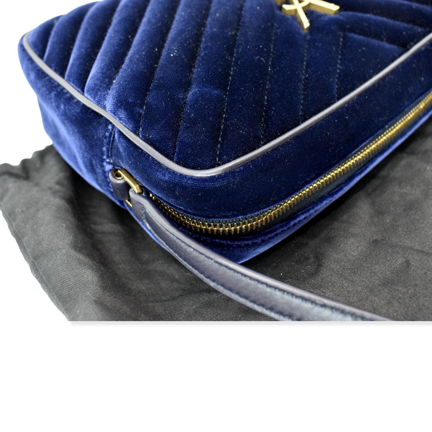 Saint Laurent Lou Red Crossbody Style 3