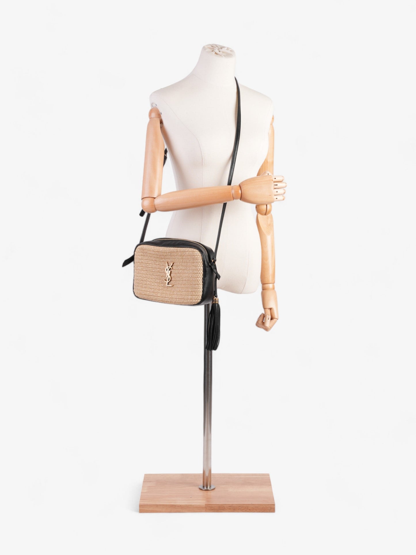 Saint Laurent Lou Black Handbag Style 7