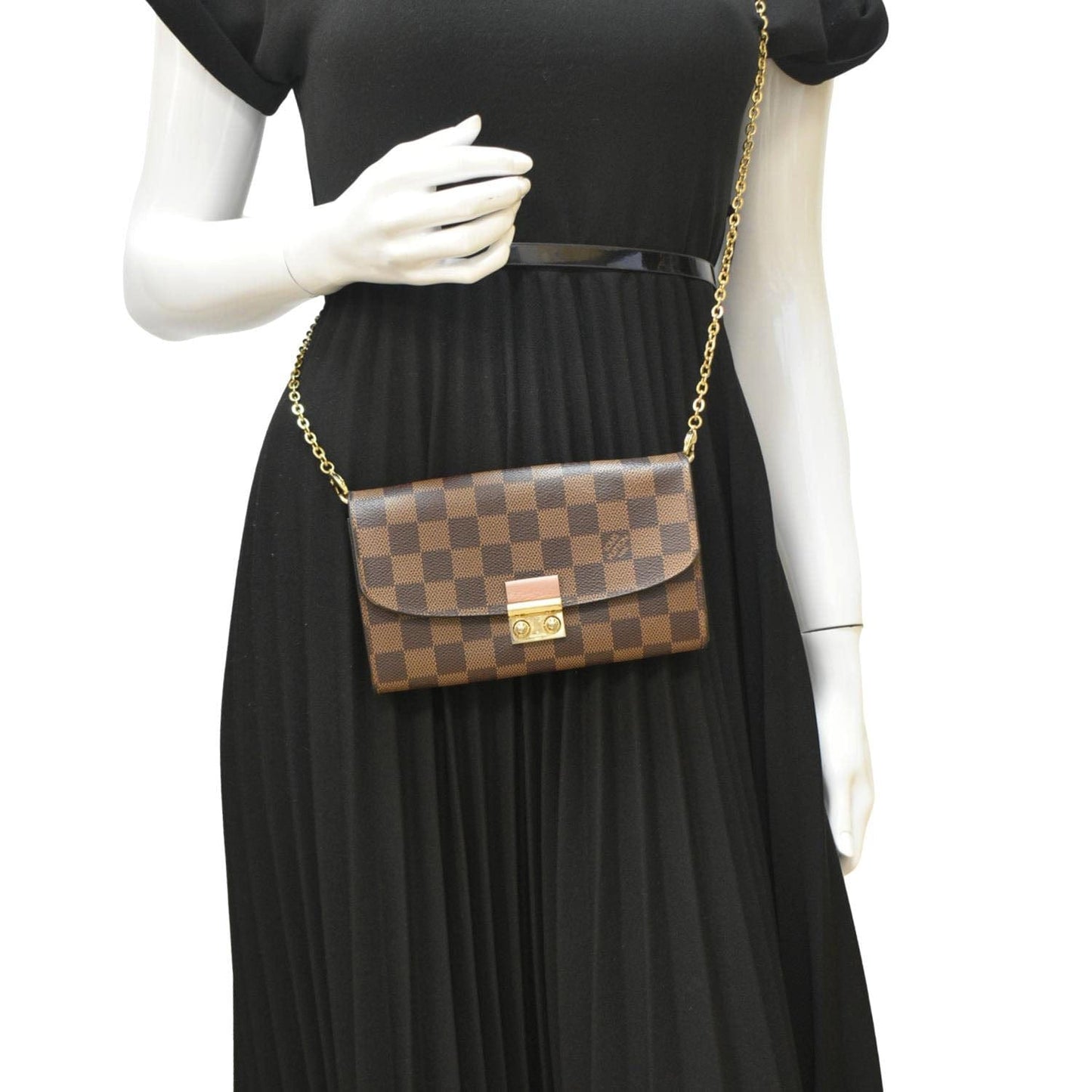 LOUIS VUITTON Croisette Damier Ebene Crossbody Chain Wallet Brown