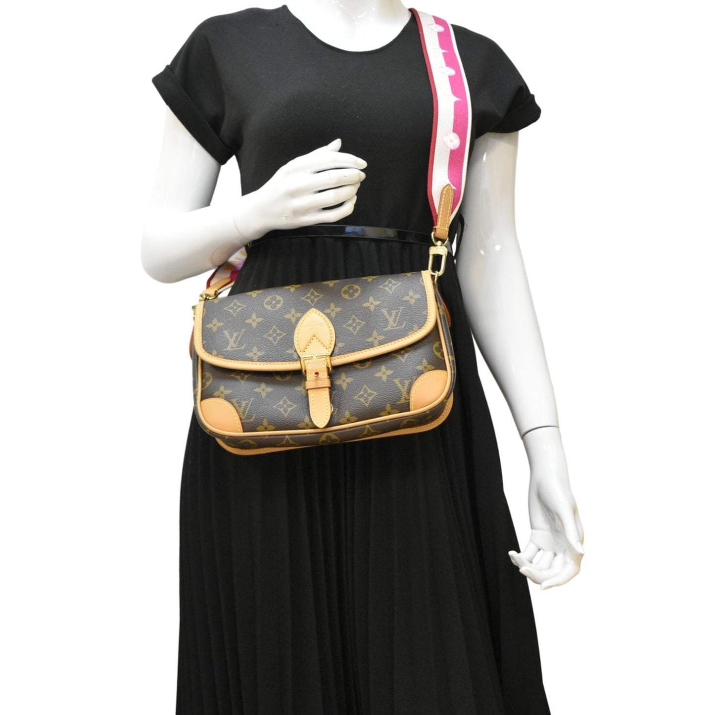 LOUIS VUITTON Diane Monogram Canvas Crossbody Bag Brown