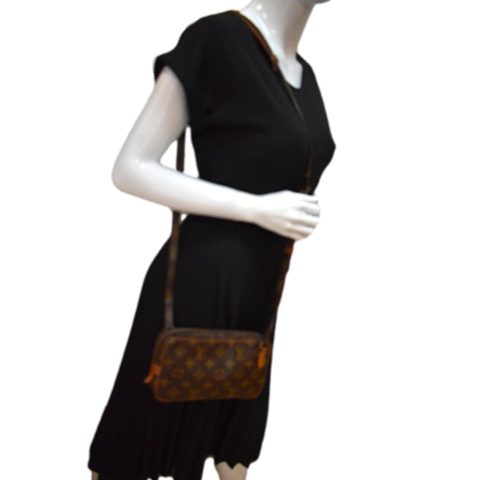 LOUIS VUITTON Pochette Marly Bandouliere Monogram Canvas Crossbody Bag Brown