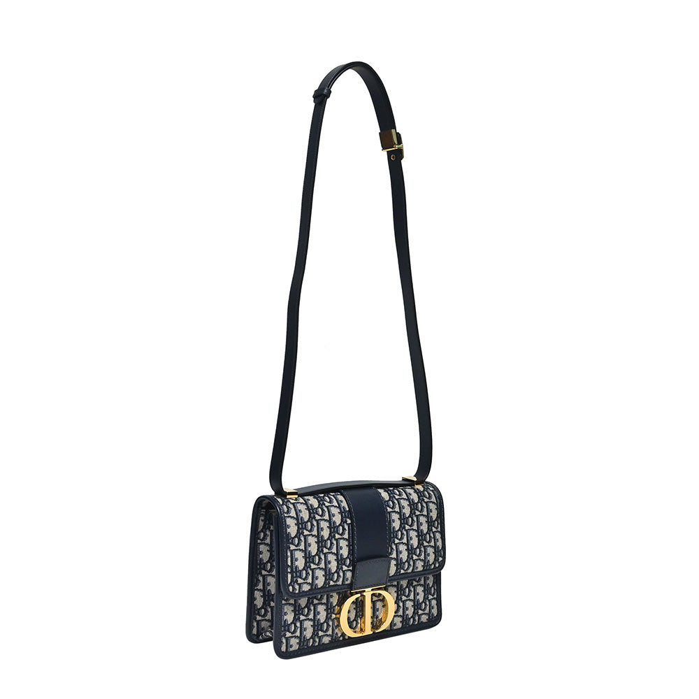 Blue Dior Oblique Jacquard 30 Montaigne Bag - 3 Rented Out