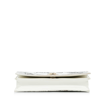 Dior Patent Diorama Toile de Jouy Clutch (SHG-RGybns)