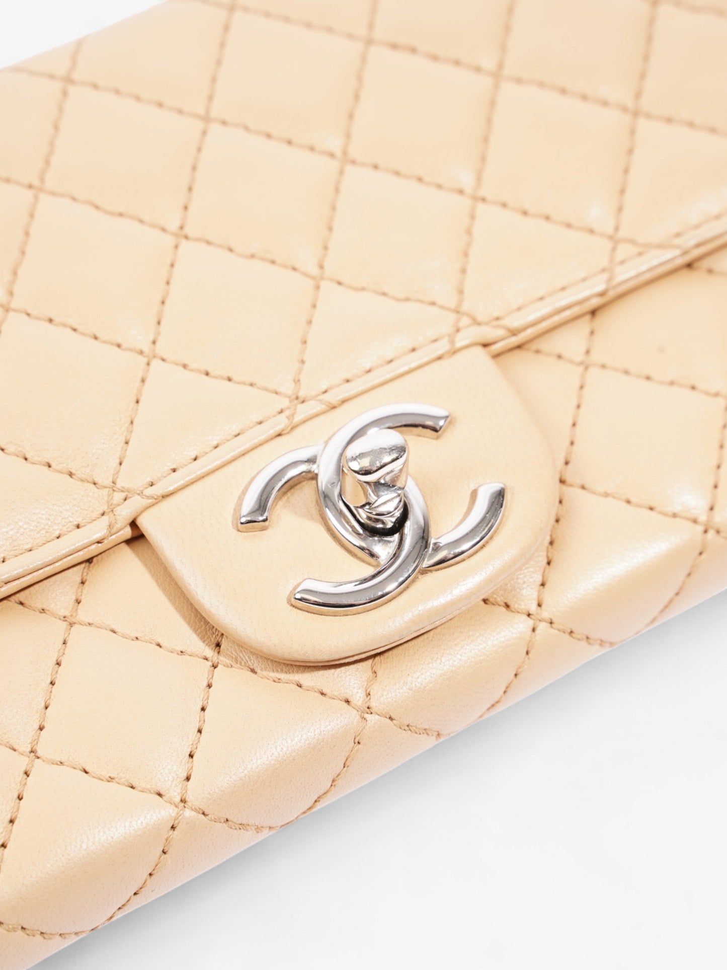 Chanel East West Wallet On Chain Beige Leather