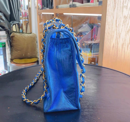 Chanel Lambskin Gold Shoulder Bag Style 19