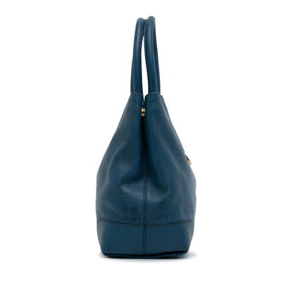 Fendi Chameleon Shopper Tote (SHG-MyDOZD)