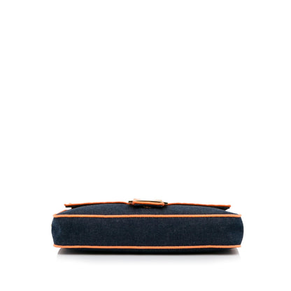 Fendi Large Denim Baguette Bag (SHG-zrIjdA)