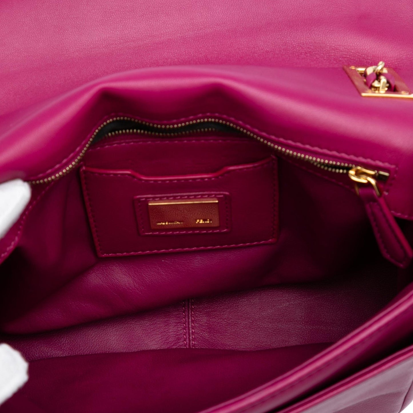 Fendi Baguette Leather Red Crossbody Style 2