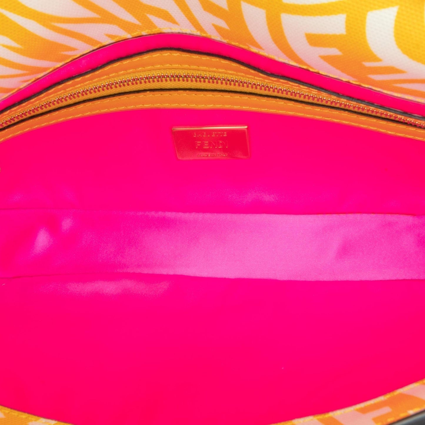 Fendi Zucchino Canvas Shoulder Bag Shg-Wd0Jwv