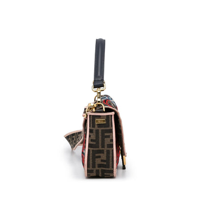 Fendi Zucca Embroidered Karligraphy Baguette (SHG-tbdDOJ)