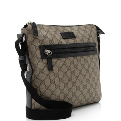 Gucci GG Supreme Flat Front Zip Messenger (SHF-7C0ZEs)