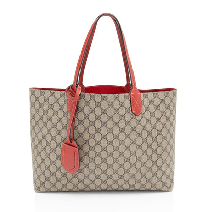Gucci GG Supreme Medium Reversible Tote (SHF-xrAUTl)