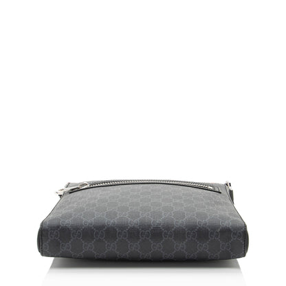 Gucci GG Supreme Messenger
