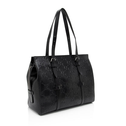 Gucci Perforated GG Embossed Zip Tote (SHF-Rjdpkd)