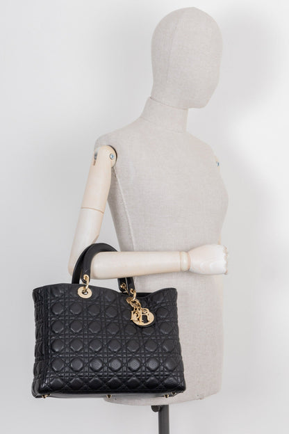 Christian Dior Lady Dior Bag Quilted Grained Calfskin Black