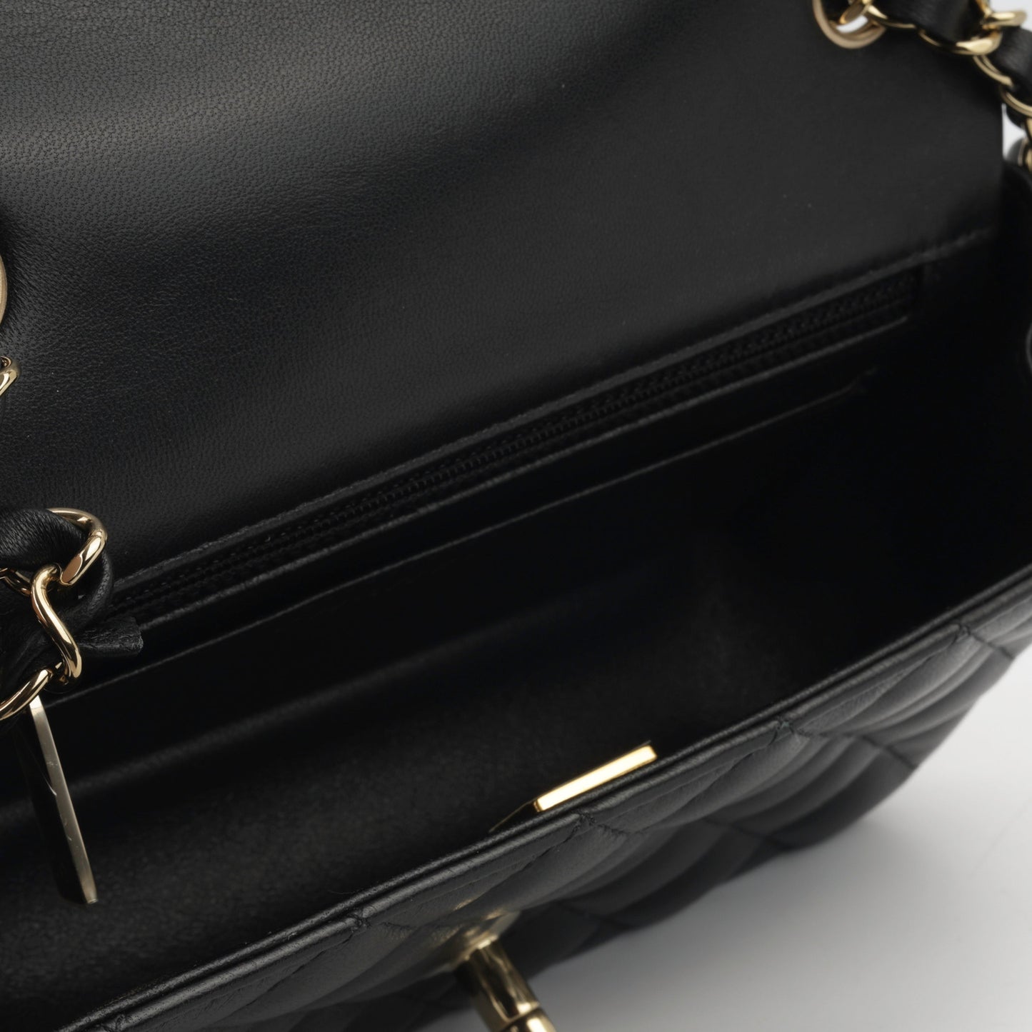 Chanel Classic Flap Lambskin Black Shoulder Bag Style 127