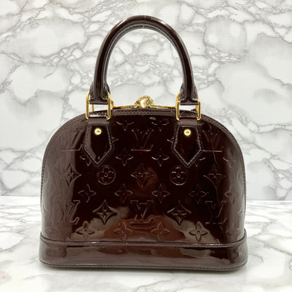 Louis Vuitton Alma BB vernis