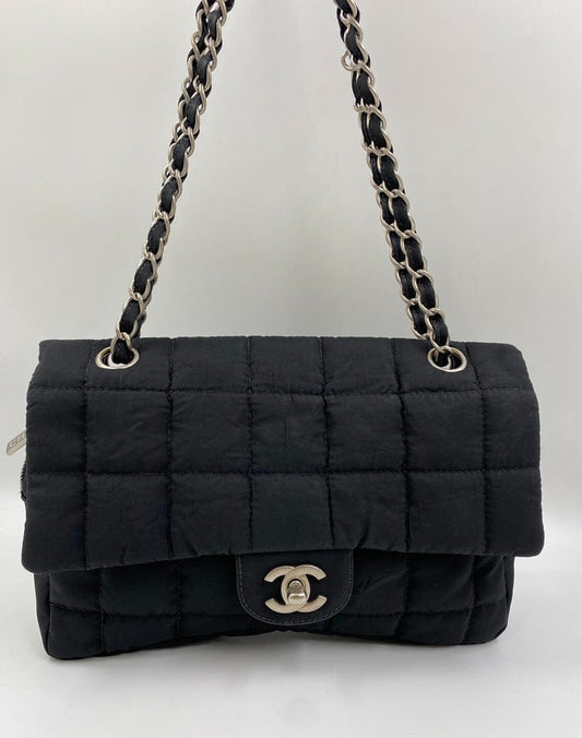 Chanel Flap Black Shoulder Bag Style