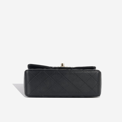 Chanel Classic Flap Lambskin Black Shoulder Bag Style 157