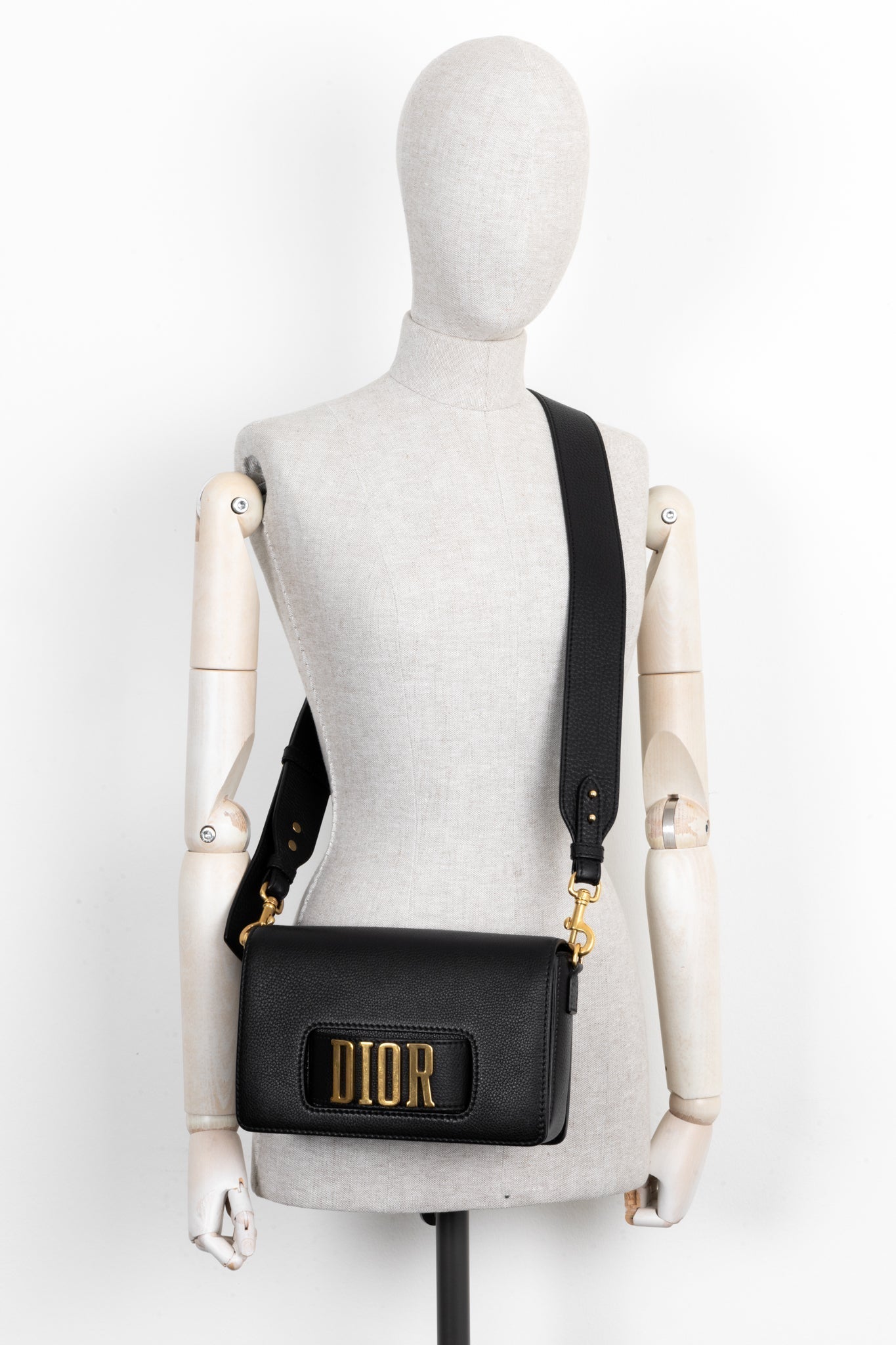 Christian Dior Dio R Evolution Bag Leather Black