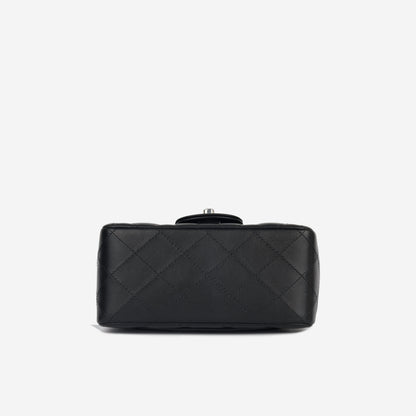 Chanel Classic Flap Lambskin Black Shoulder Bag Style 209