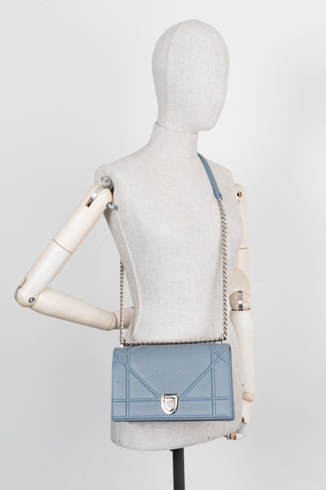 Christian Dior Diorama Crossbody Bag Grained Calfskin Blue