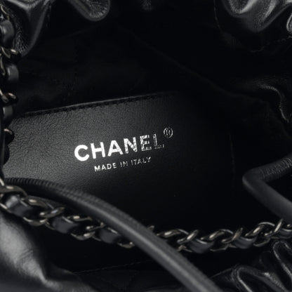 Chanel 22 Mini Handbag - So Black