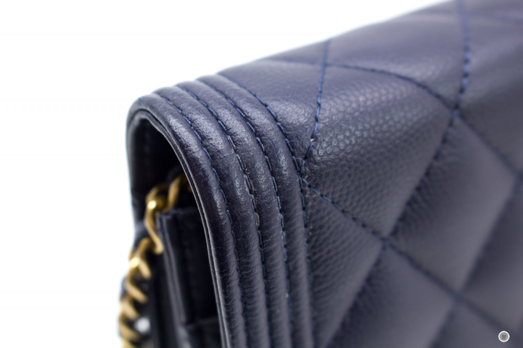 Chanel Boy Caviar Chain Crossbody Style