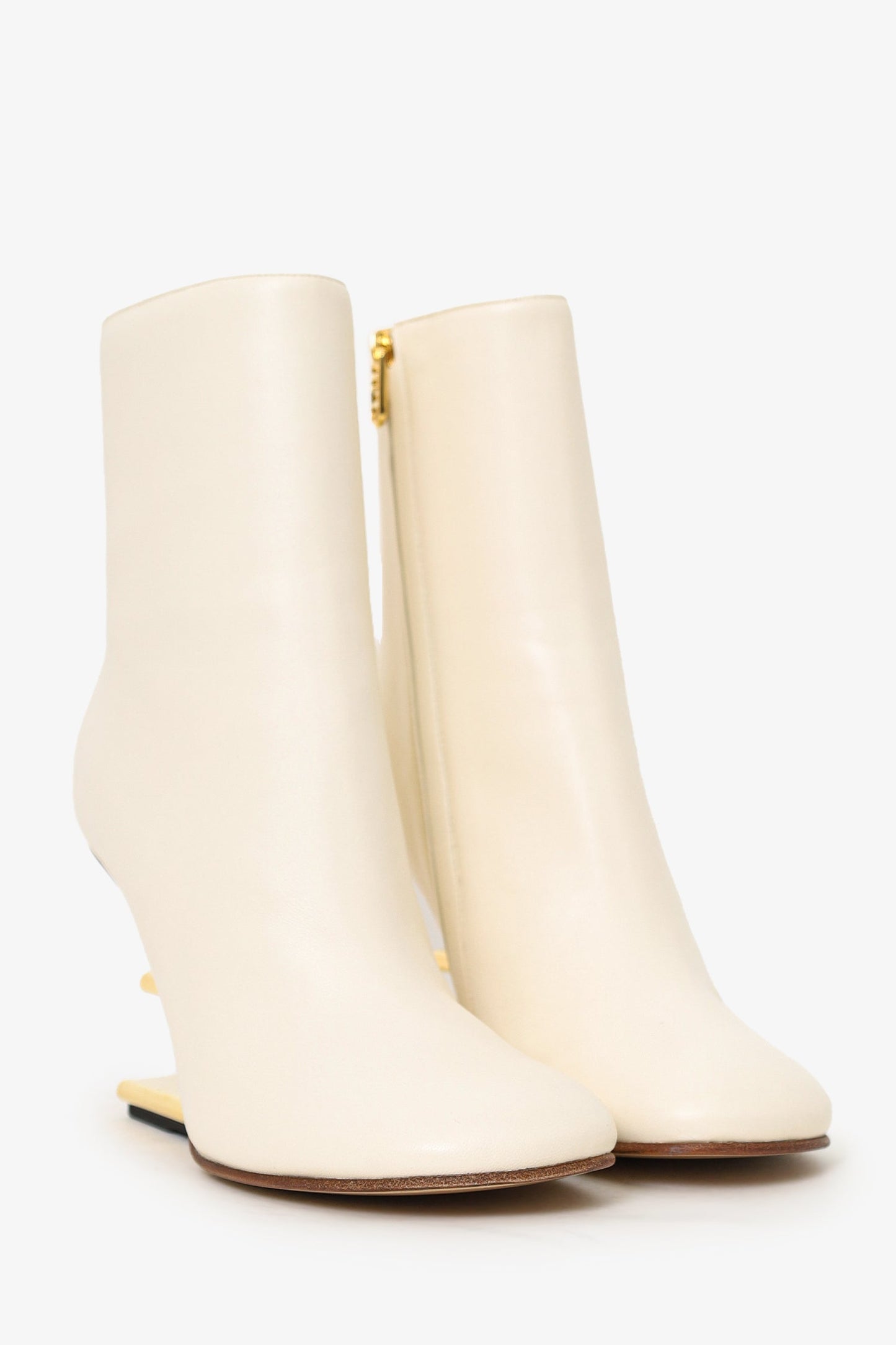 Fendi Cream Leathe 'First' Heeled Round Toe Ankle Boots Size 37