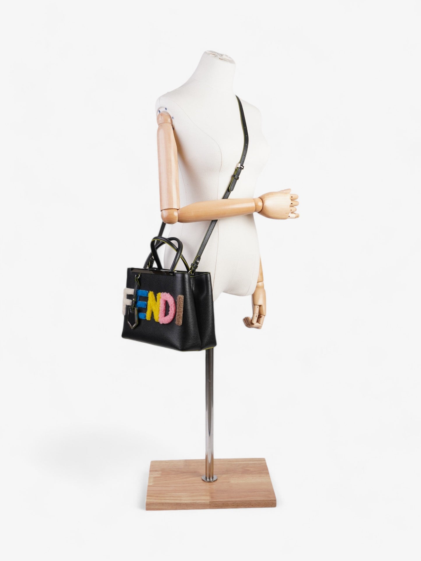 Fendi Luxury Leather Black Handbag Style 4