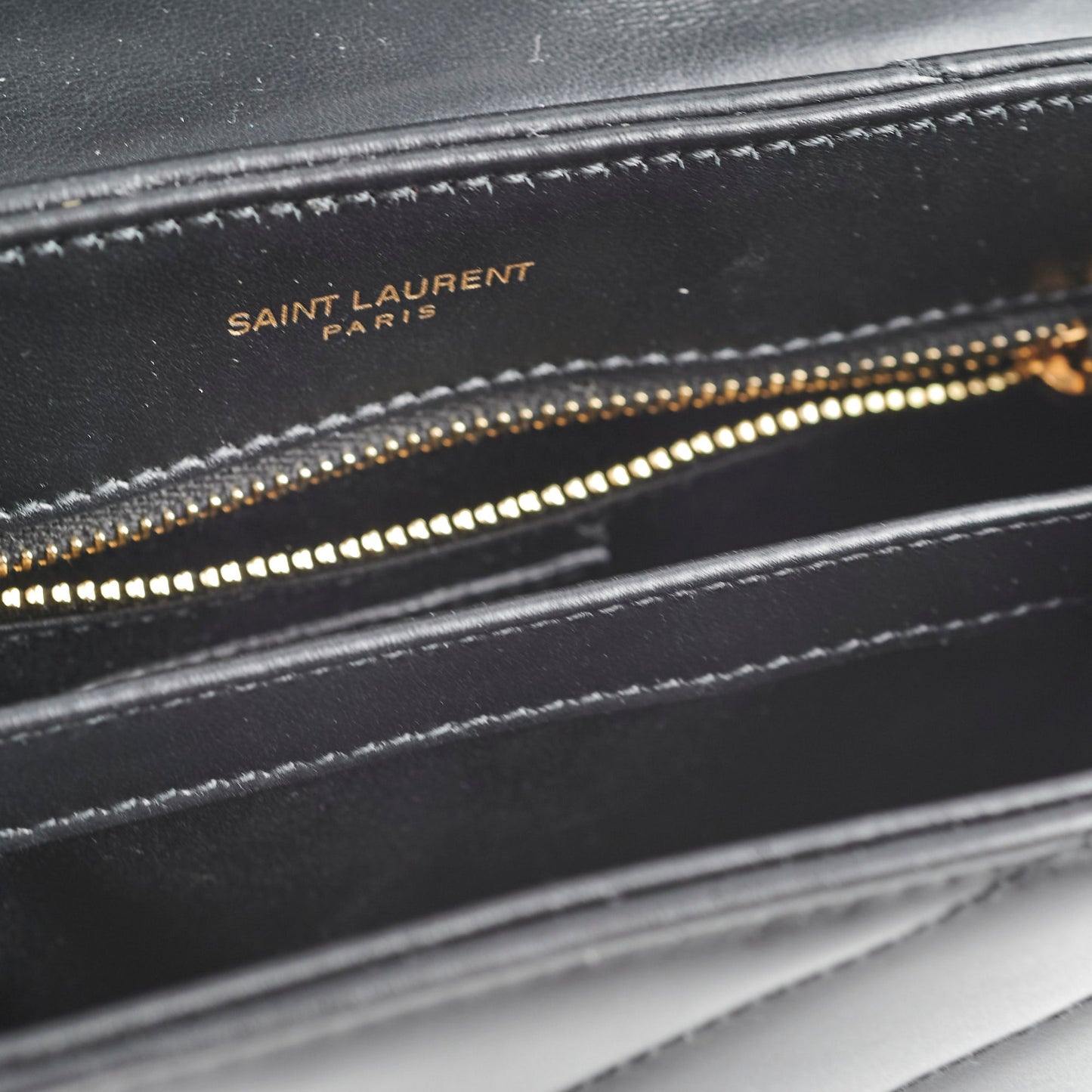 Saint Laurent Toy Black Handbag Style 5