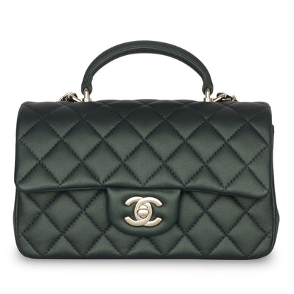 Chanel Classic Flap Lambskin Gold Shoulder Bag Style 71