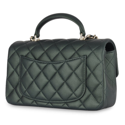Chanel Classic Flap Lambskin Gold Shoulder Bag Style 71