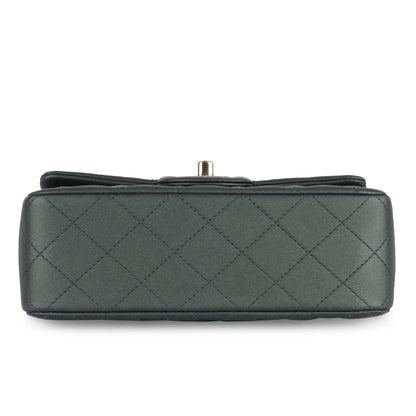 Chanel Classic Flap Lambskin Gold Shoulder Bag Style 71