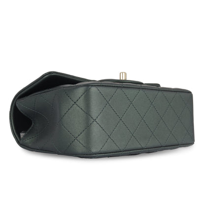 Chanel Classic Flap Lambskin Gold Shoulder Bag Style 71
