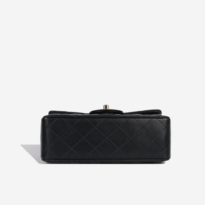 Chanel Classic Flap Lambskin Black Shoulder Bag Style 159
