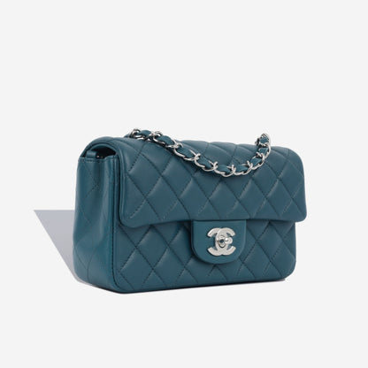 Chanel Classic Flap Lambskin Gold Shoulder Bag Style 49