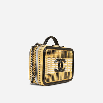 Chanel Vanity Lambskin Black Clutch Style 2