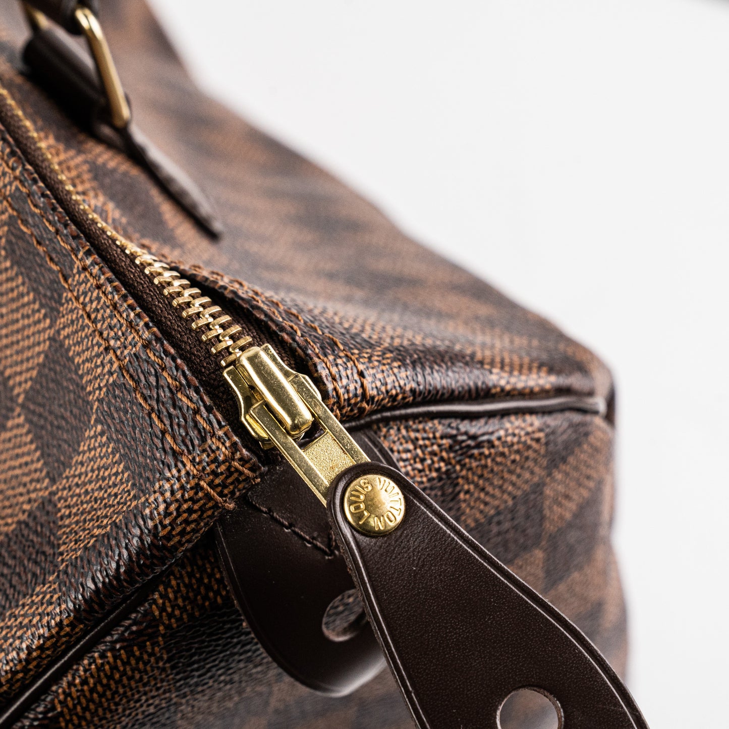 Louis Vuitton 30 Damier Ebene Bag