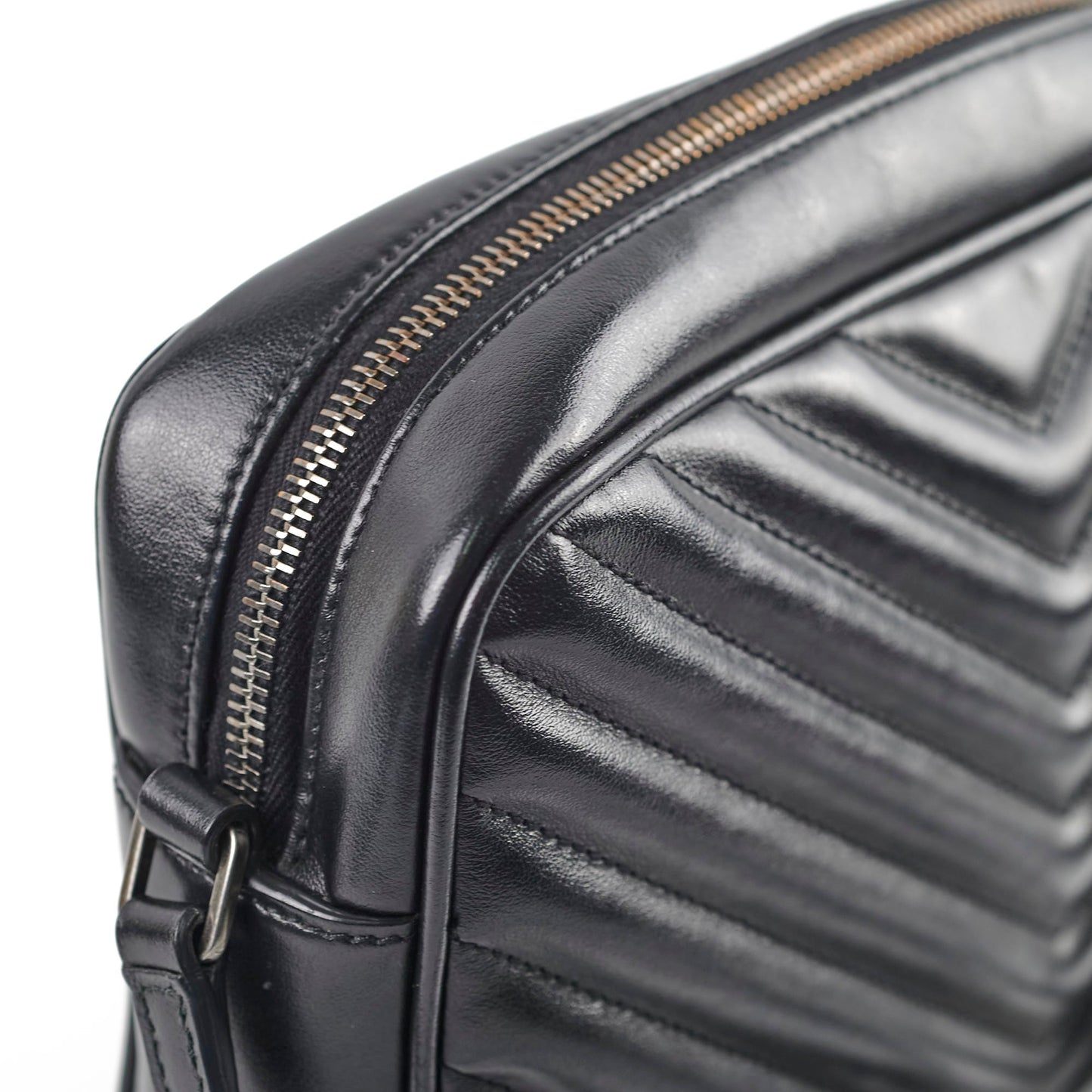 Saint Laurent Lou Black Handbag Style 4