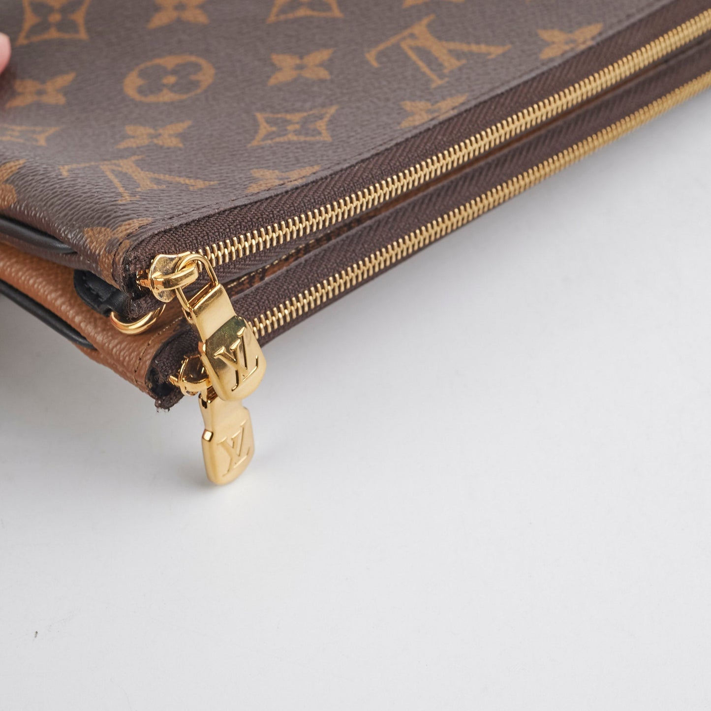 Louis Vuitton Monogram Reverse Double Zip Pochette