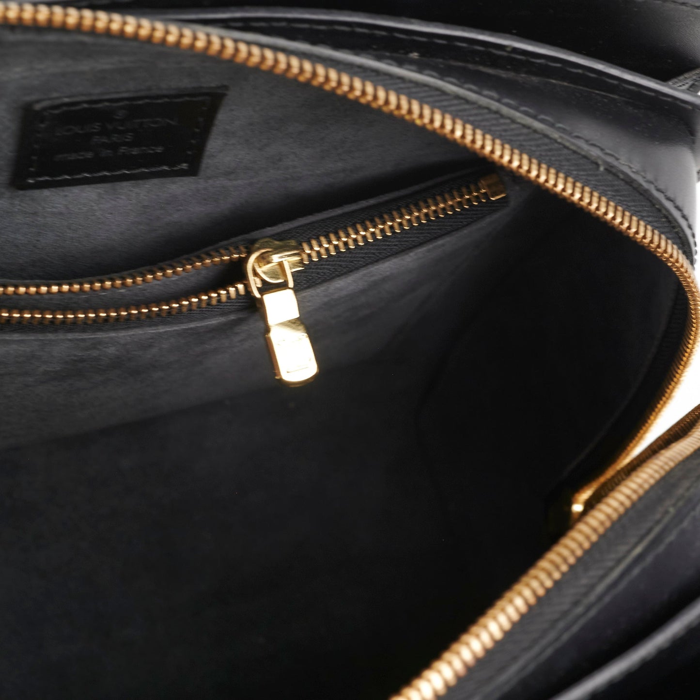 Louis Vuitton Pont Neuf Epi Black Bag