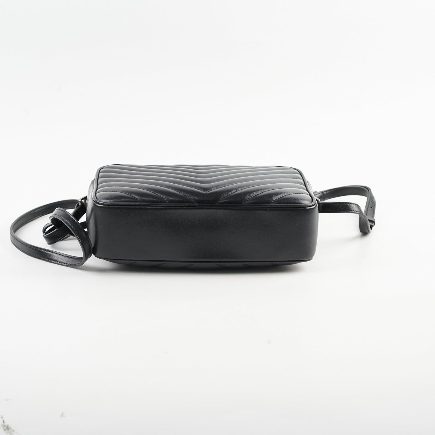 Saint Laurent Lou Black Handbag Style 5