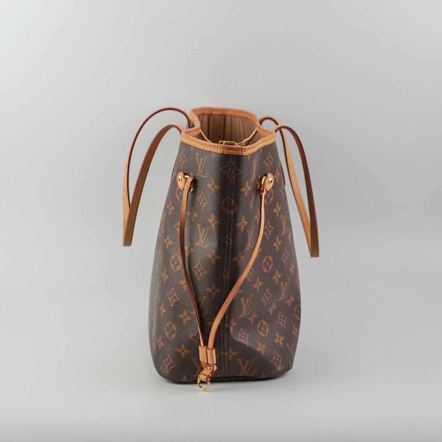 Louis Vuitton Neverfull MM Monogram Shoulder Bag