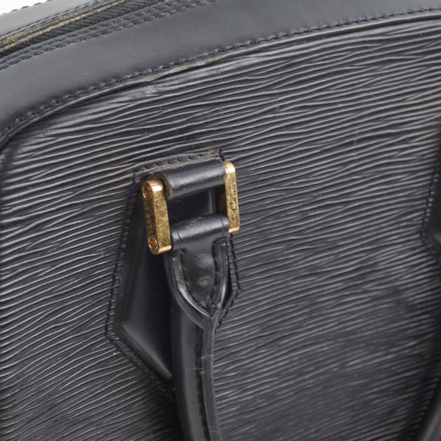 Louis Vuitton Sablons Bag Back